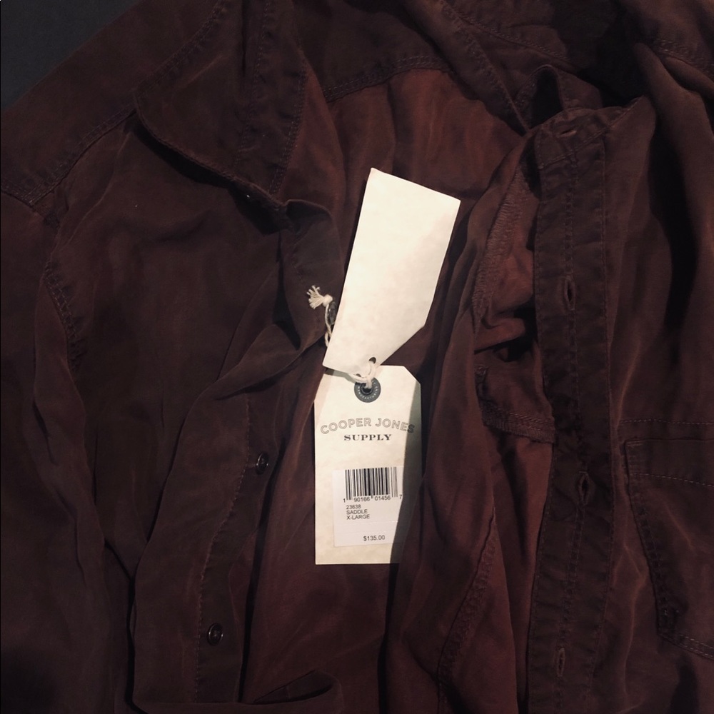 A lady magnet button down